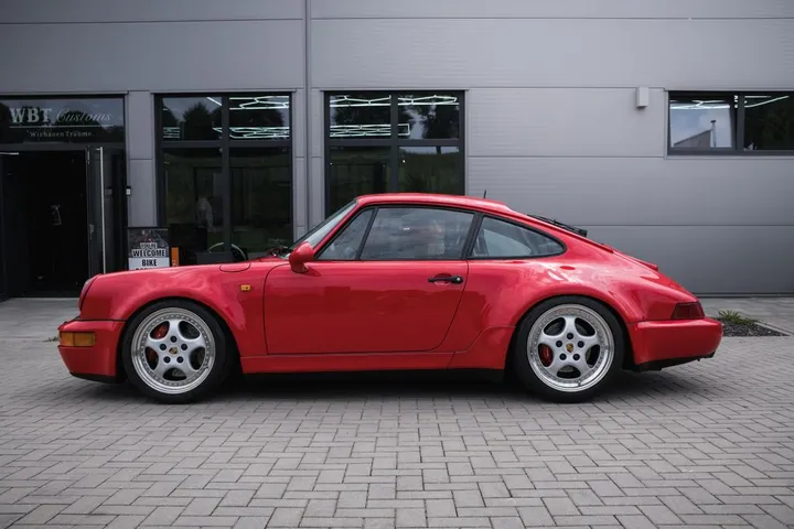 Porsche 964