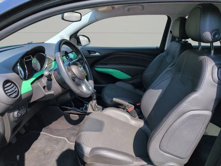 Opel Adam