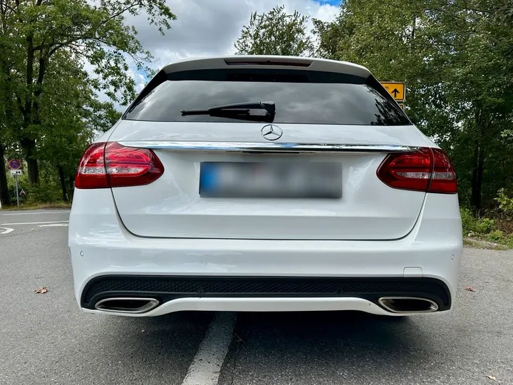 Mercedes-Benz C 200