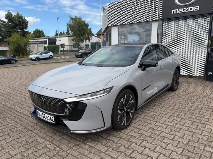 Mazda 6e