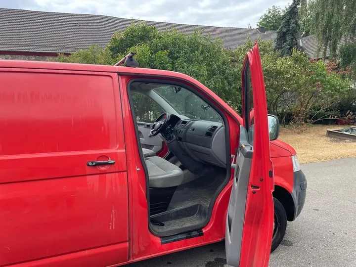 Volkswagen T5 Transporter
