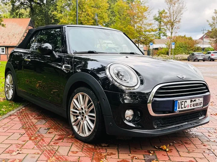 MINI Cooper Cabrio