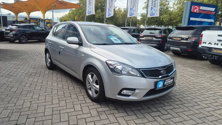 Kia cee'd / Ceed