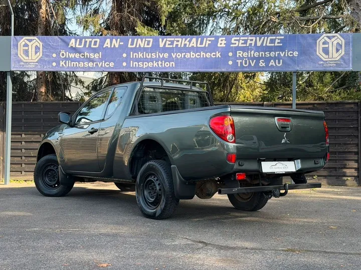 Mitsubishi L200