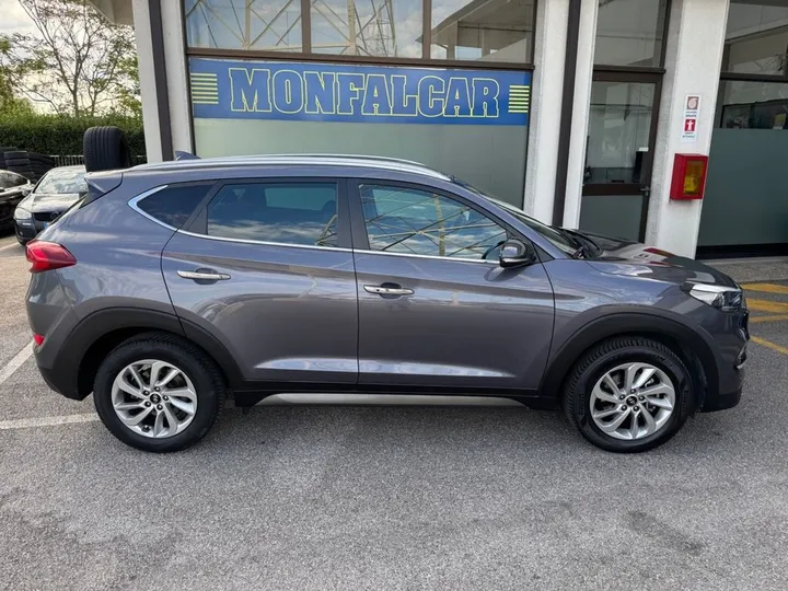 Hyundai TUCSON