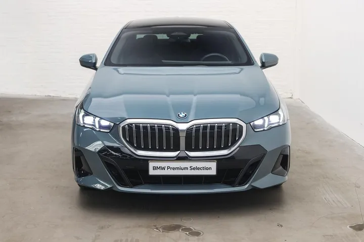 BMW 550