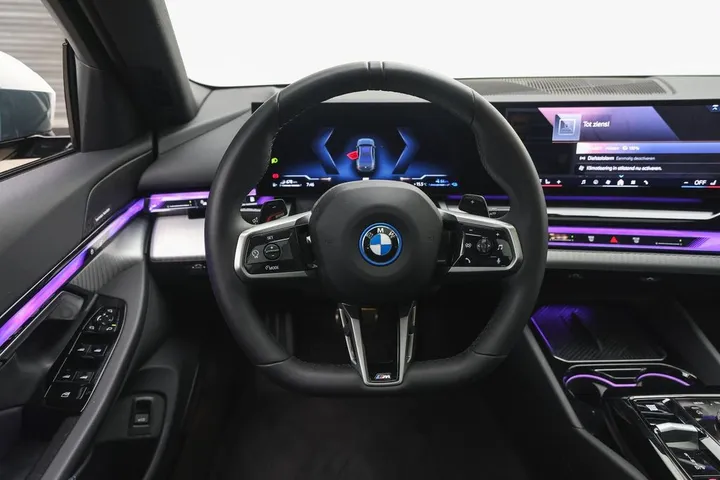 BMW 550