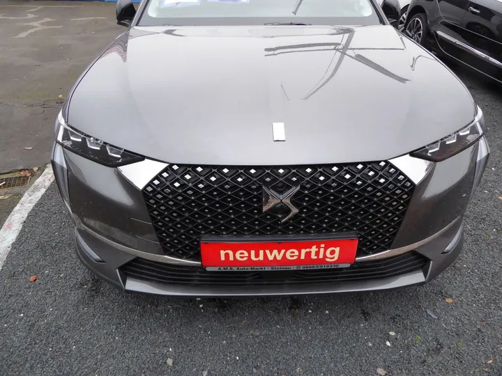 DS Automobiles DS4