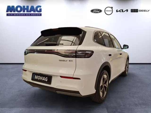Geely E5
