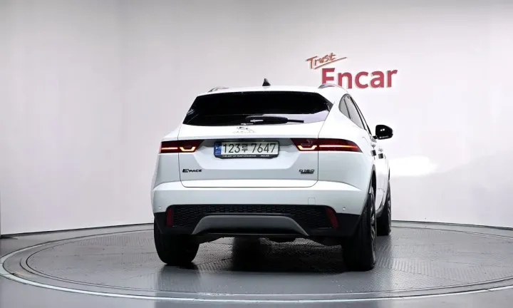 Jaguar E-PACE