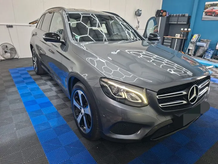 Mercedes-Benz GLC 220
