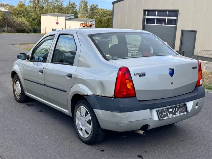 Dacia Logan