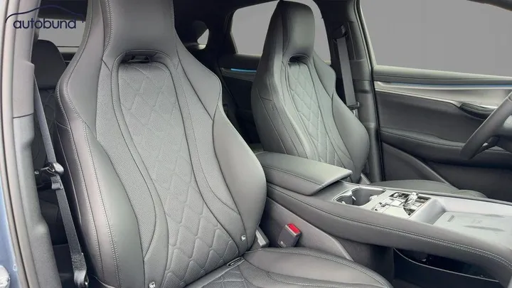 BYD SEALION 7