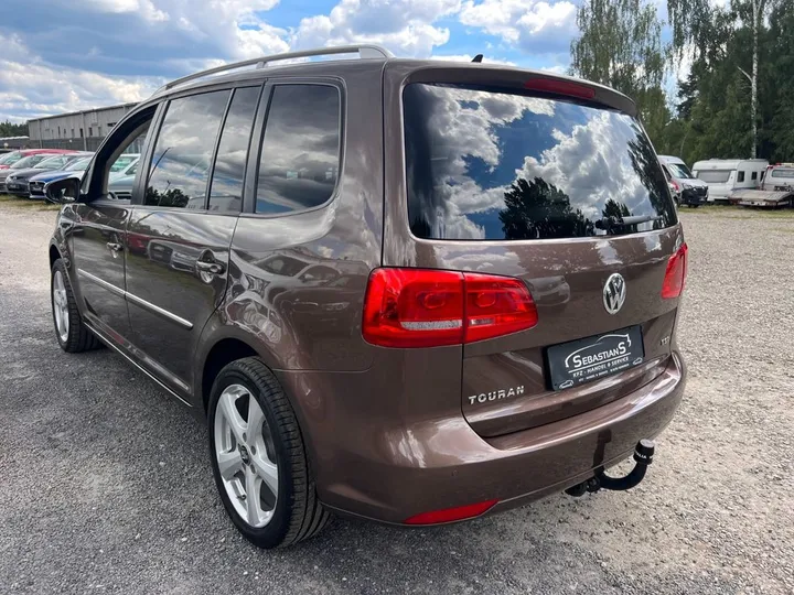 Volkswagen Touran