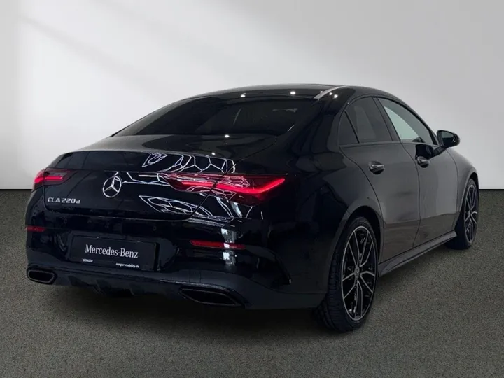 Mercedes-Benz CLA 220