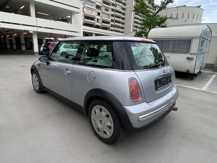 MINI ONE
