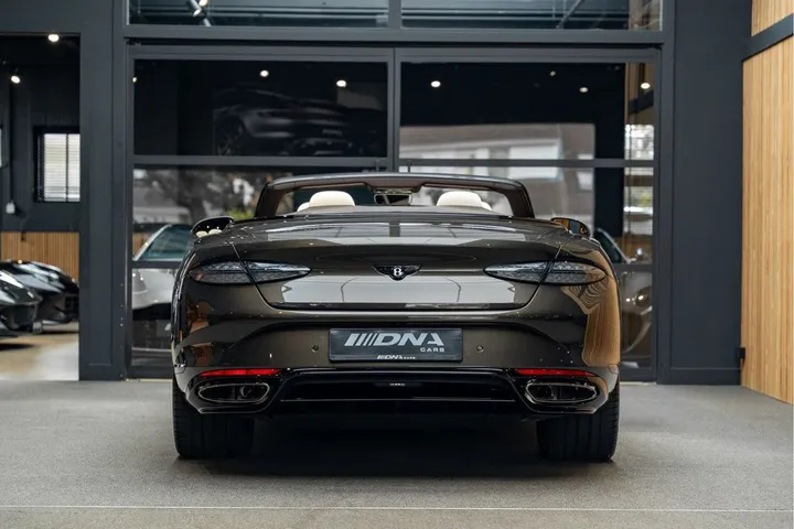 Bentley Continental GTC