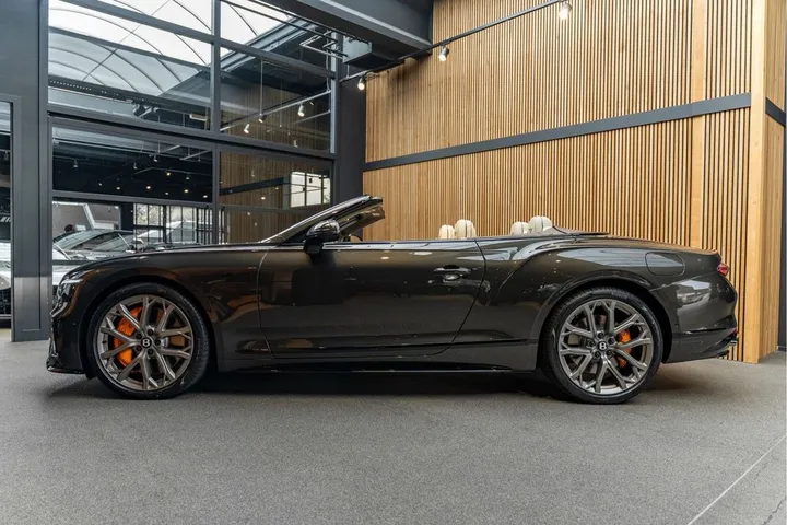 Bentley Continental GTC