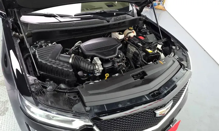 Cadillac XT6