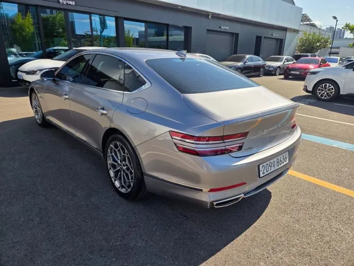 Genesis G80