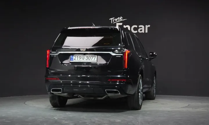 Cadillac XT6