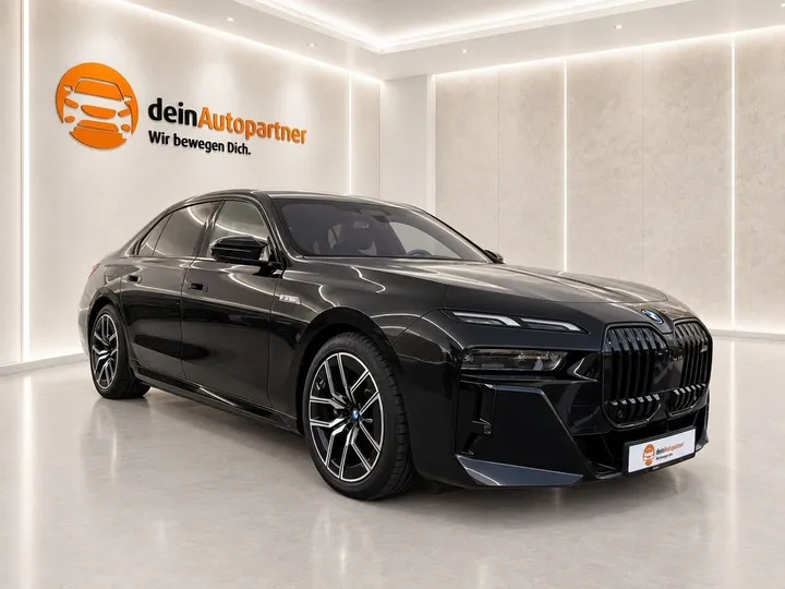 BMW i7