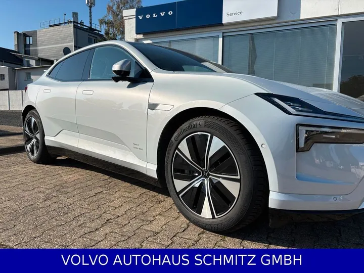 Polestar 4