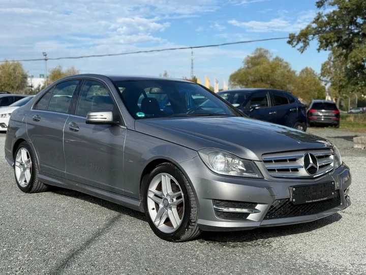 Mercedes-Benz C 200