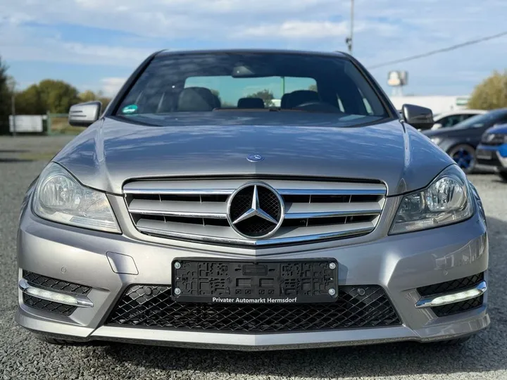 Mercedes-Benz C 200