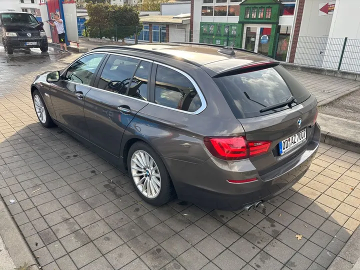 BMW 525