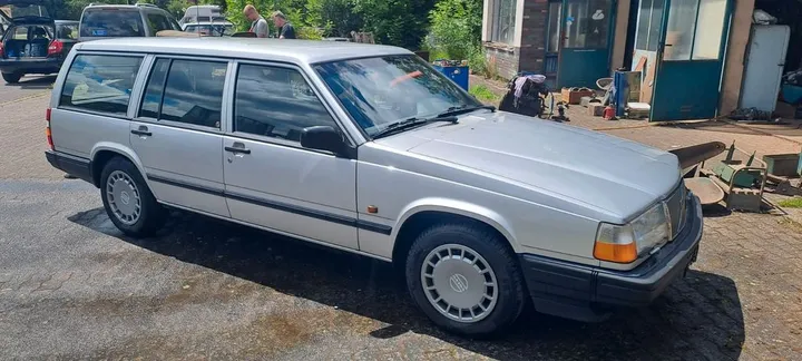 Volvo 945