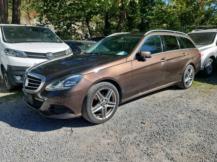 Mercedes-Benz E 300