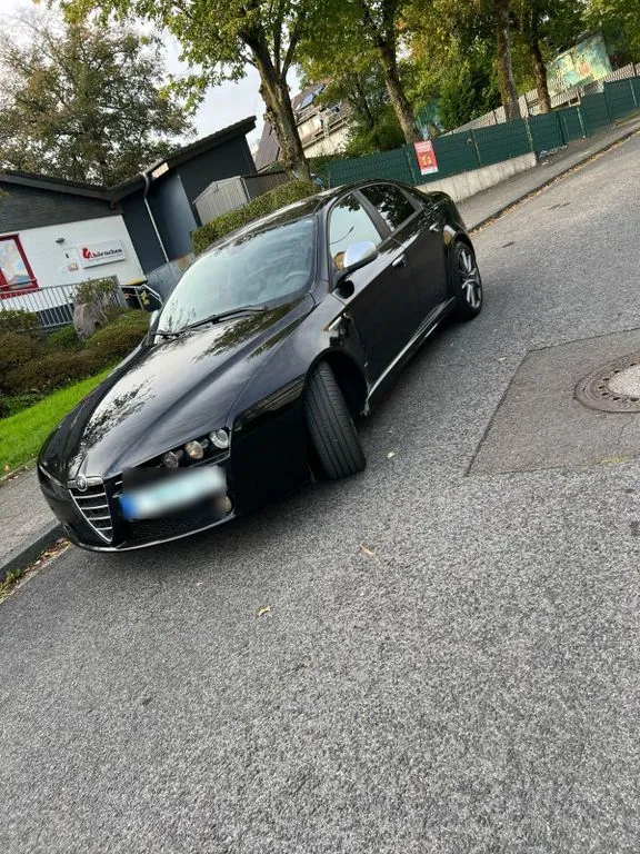 Alfa Romeo 159