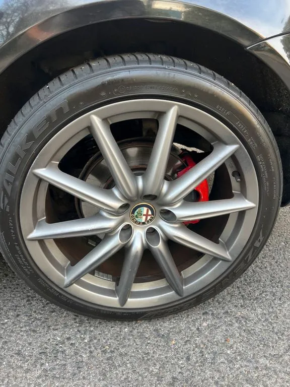 Alfa Romeo 159