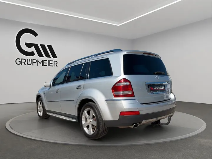 Mercedes-Benz GL 320