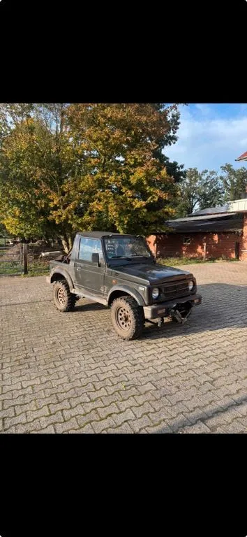 Suzuki SJ Samurai