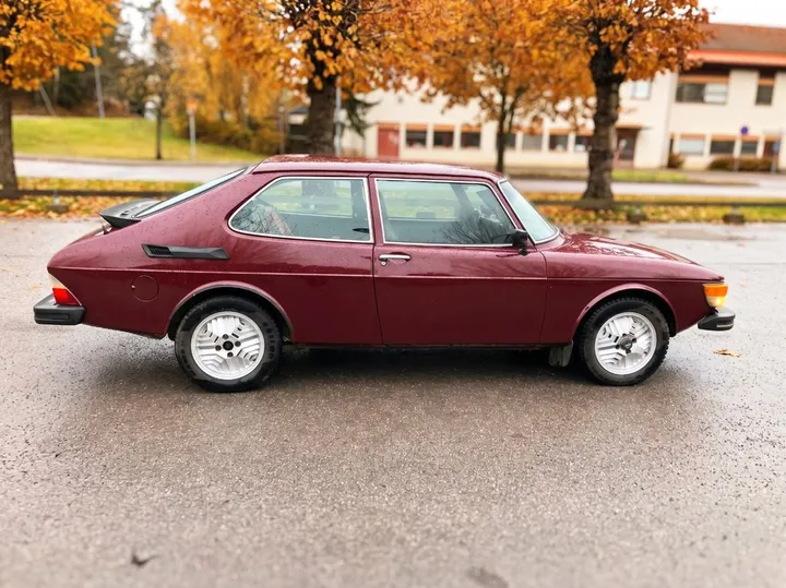Saab 99