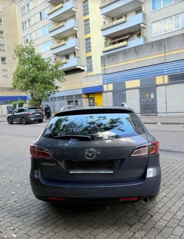 Mazda 6