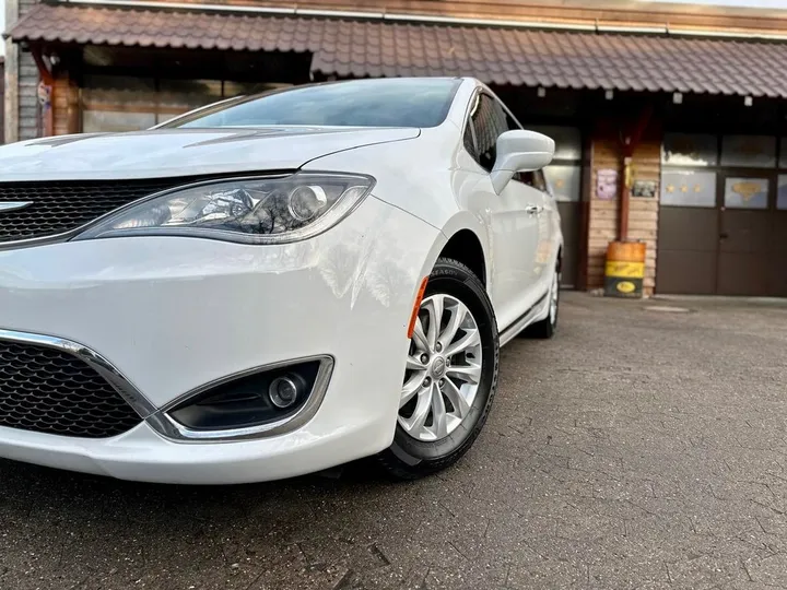 Chrysler Pacifica