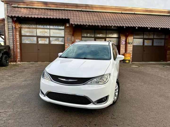 Chrysler Pacifica
