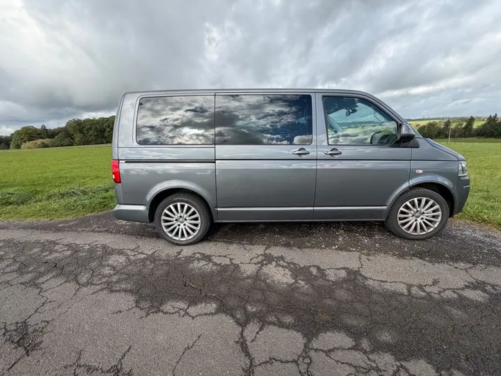 Volkswagen T5 Multivan