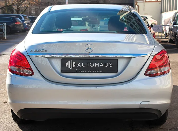 Mercedes-Benz C 200