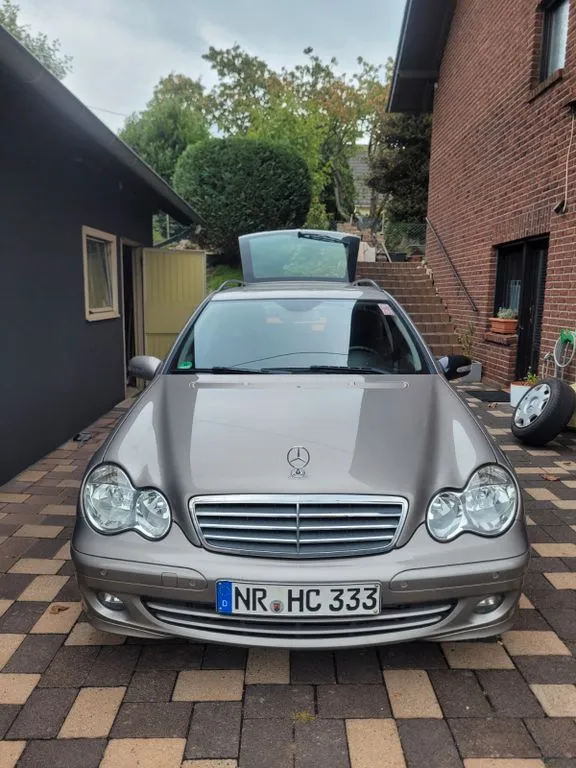 Mercedes-Benz C 180