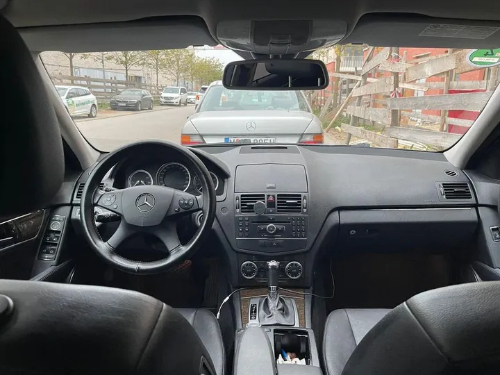 Mercedes-Benz 280