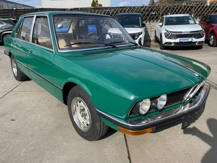 BMW 525