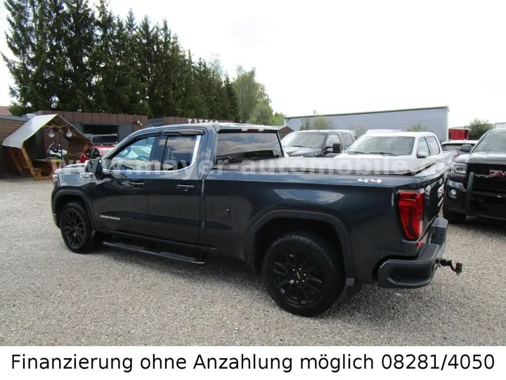 GMC Sierra