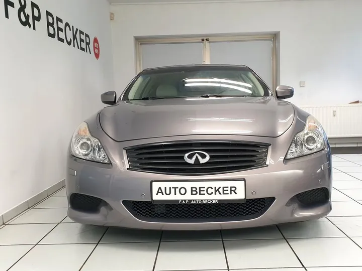 Infiniti G37