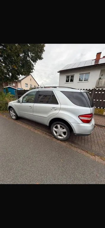 Mercedes-Benz ML 280
