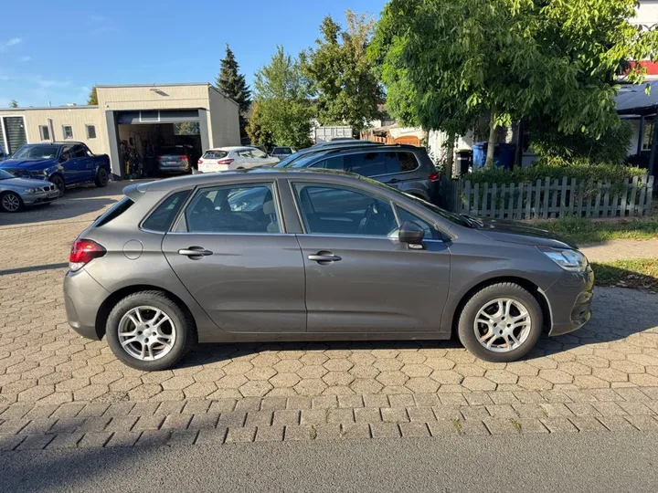 Citroën C4