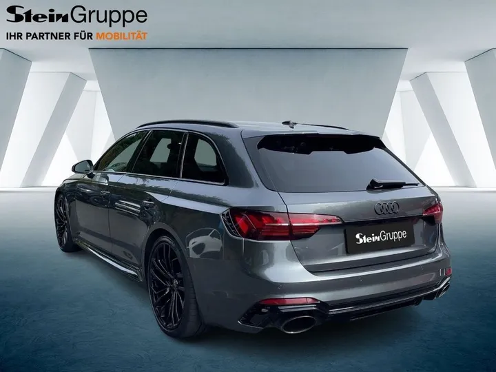 Audi RS4